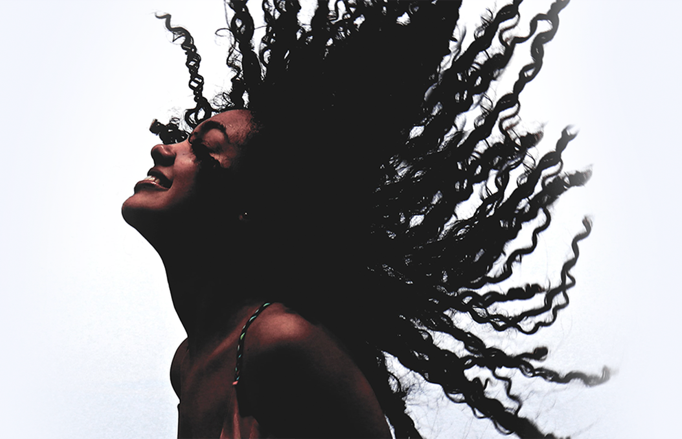 How To Use Castor Oil For Longer, Stronger, And Thicker Hair