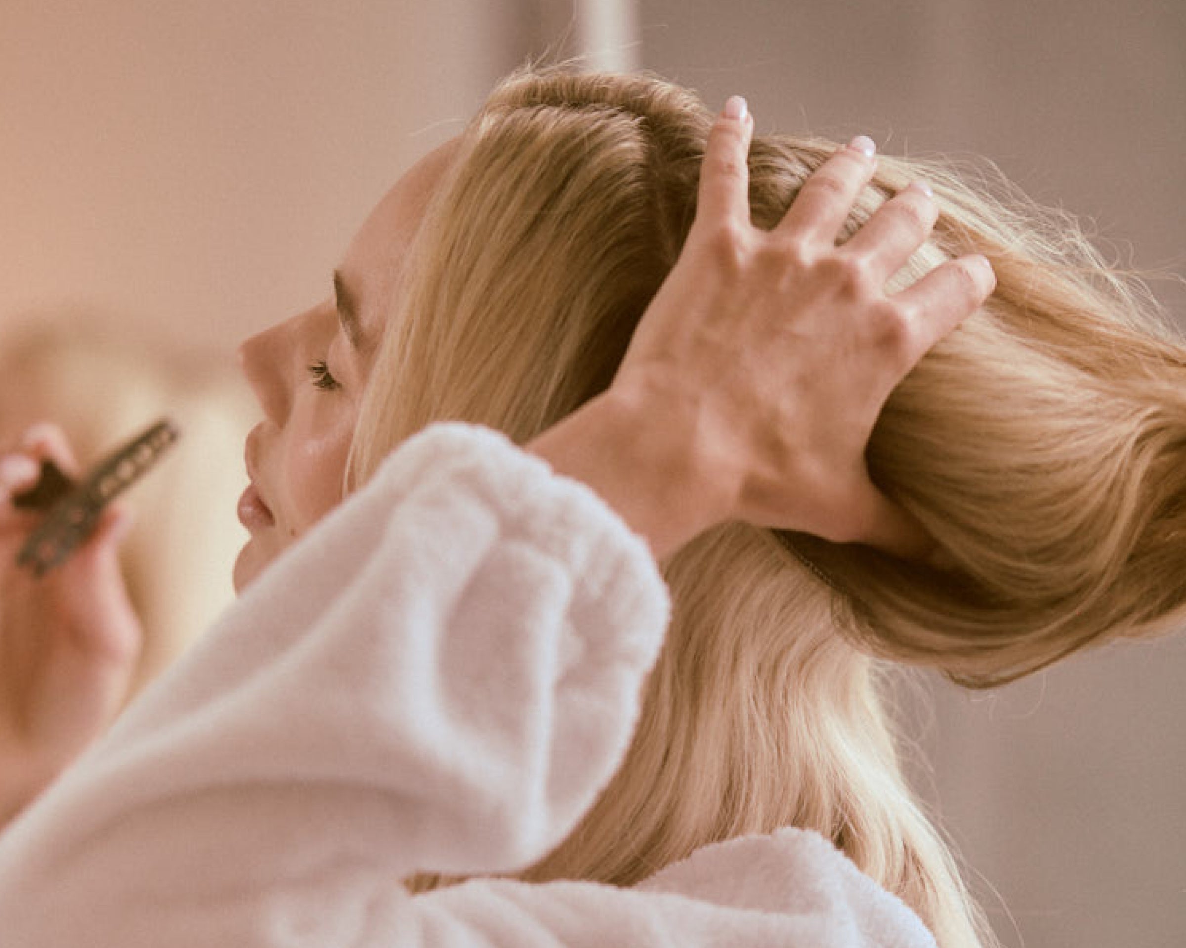 5-Minute Hairstyles You Can Do On Busy Mornings
