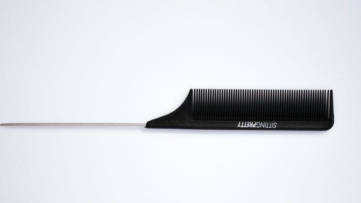 Sitting Pretty Tailcomb